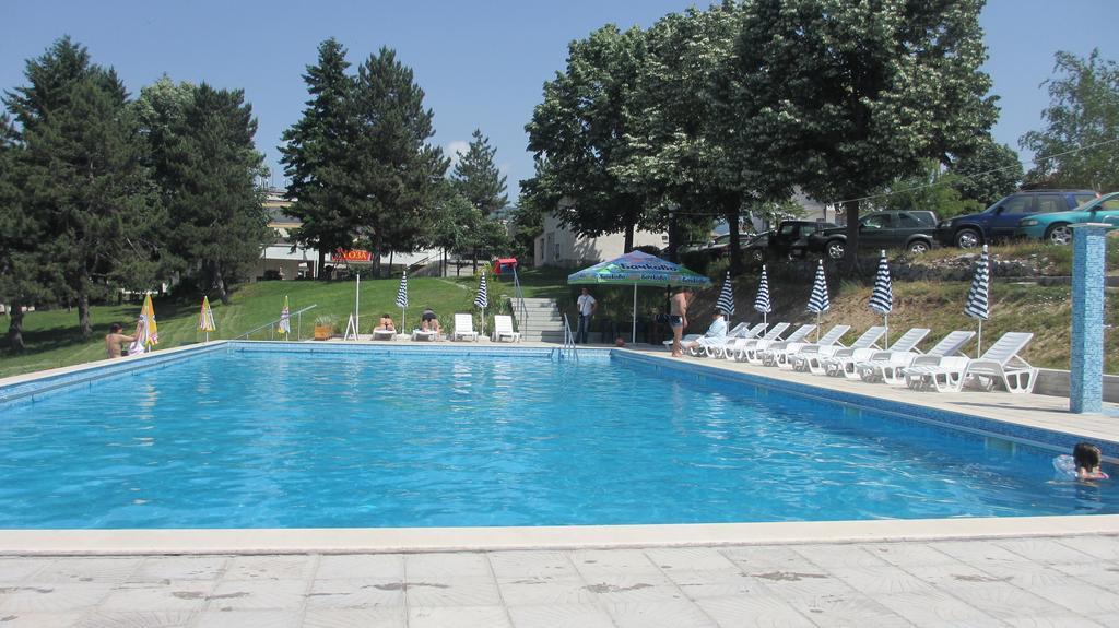 Балнеохотел Роза Strelcha Exterior photo